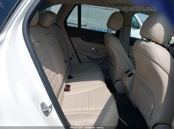 WDC0G4KB2GF074734 2016 MERCEDES-BENZ GLC 300 White VIN კოდის სტიკერის ხედი