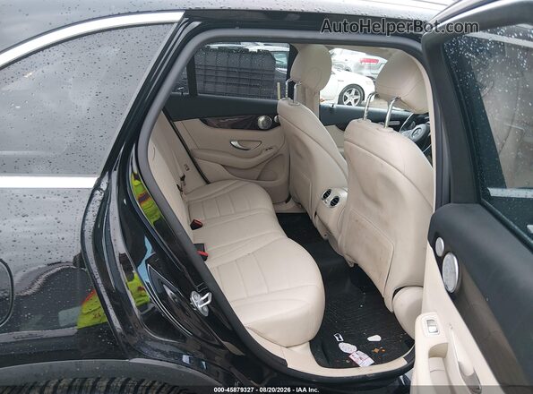 WDC0G4KB2HF221992 2017 MERCEDES-BENZ GLC 300 Black VIN sticker view