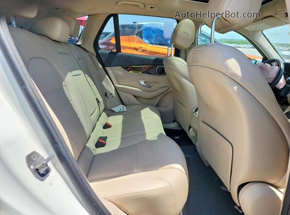 WDC0G4KB3JV059026 2018 MERCEDES-BENZ GLC-CLASS White Սալոնի հետևի տեսք