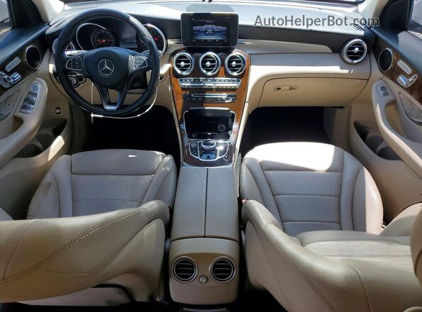 WDC0G4KB4HV002490 2017 MERCEDES-BENZ GLC-CLASS Белый Вид панели приборов