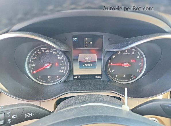 WDC0G4KB4JV061576 2018 MERCEDES-BENZ GLC-CLASS White Instrument cluster view