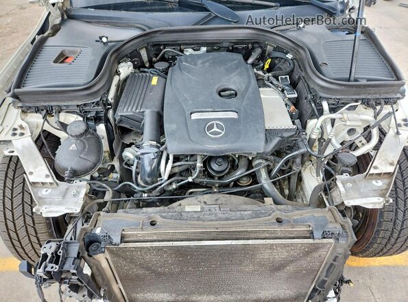 WDC0G4KB6HF114847 2017 MERCEDES-BENZ GLC-CLASS White Widok komory silnika
