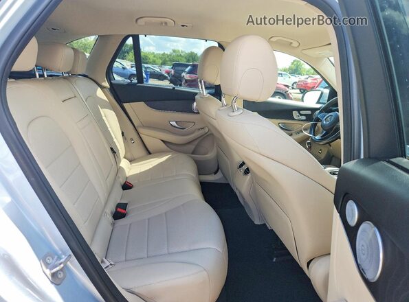 WDC0G4KB6JV035626 2018 MERCEDES-BENZ GLC-CLASS Silver Vista interior trasera