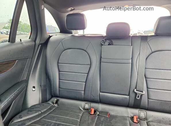 WDC0G4KB7HF140874 2017 MERCEDES-BENZ GLC-CLASS Black Vista de los asientos traseros