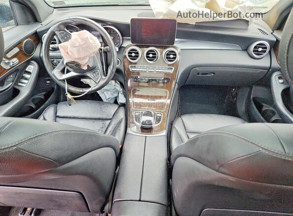 WDC0G4KB7HF140874 2017 MERCEDES-BENZ GLC-CLASS Black Vista del salpicadero