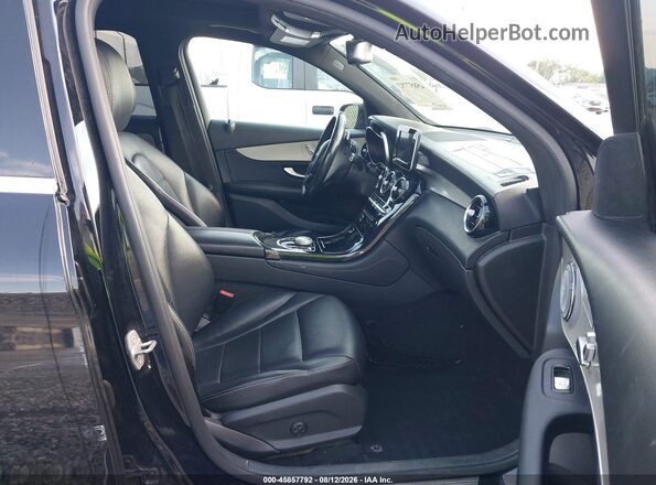 WDC0G4KB7HF149543 2017 MERCEDES-BENZ GLC 300 Black წინა სალონის ხედი