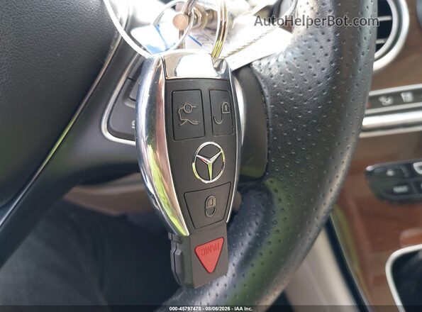 WDC0G4KB7HV007120 2017 MERCEDES-BENZ GLC 300 Light Blue წინა პანელის ხედი