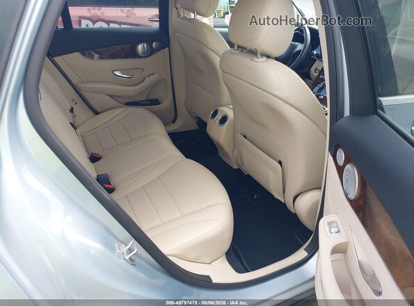 WDC0G4KB7HV007120 2017 MERCEDES-BENZ GLC 300 Light Blue VIN კოდის სტიკერის ხედი