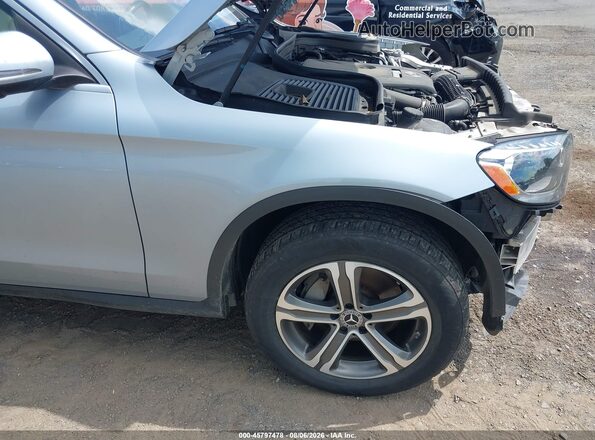 WDC0G4KB7HV007120 2017 MERCEDES-BENZ GLC 300 Light Blue 