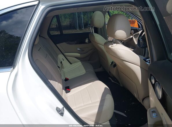 WDC0G4KB7JV028166 2018 MERCEDES-BENZ GLC 300 White VIN sticker view