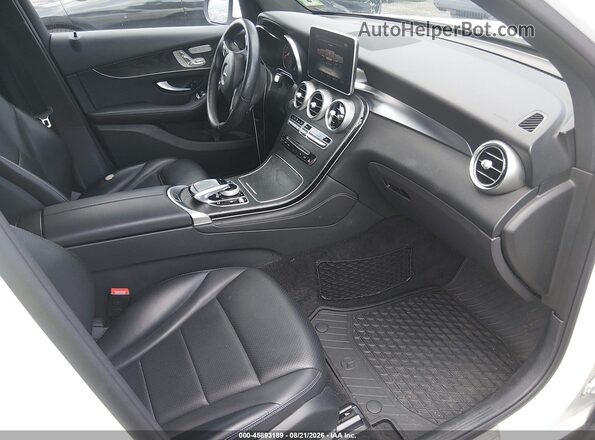 WDC0G4KB7JV055710 2018 MERCEDES-BENZ GLC 300 White Vista interior delantera