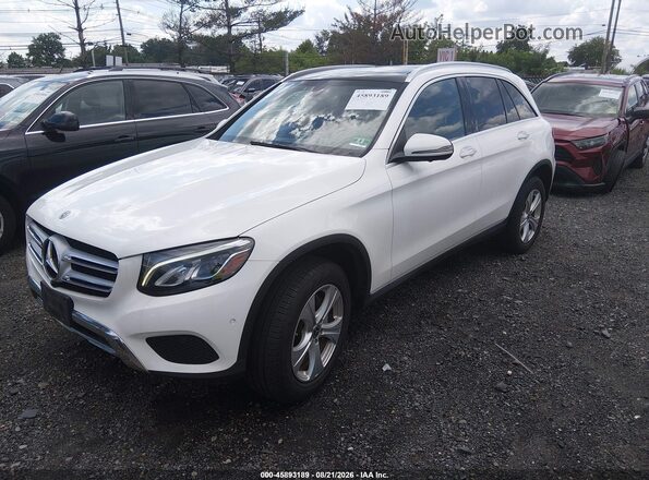 WDC0G4KB7JV055710 2018 MERCEDES-BENZ GLC 300 White Vista tres cuartos delantera izquierda