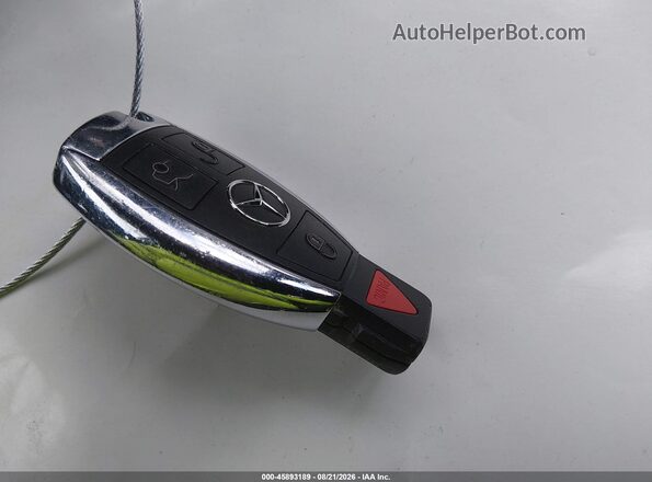 WDC0G4KB7JV055710 2018 MERCEDES-BENZ GLC 300 White Vista del salpicadero