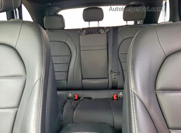 WDC0G4KB7KV143349 2019 MERCEDES-BENZ GLC-CLASS Silver Vista de los asientos traseros