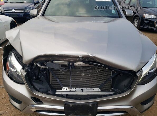 WDC0G4KB7KV143349 2019 MERCEDES-BENZ GLC-CLASS Silver Vista del compartimento del motor