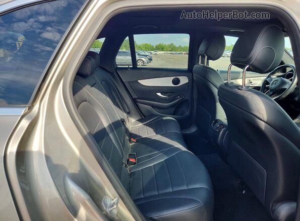 WDC0G4KB7KV178358 2019 MERCEDES-BENZ GLC-CLASS Серебряный Вид задней части салона