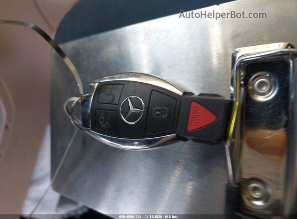 WDC0G4KB8GF083034 2016 MERCEDES-BENZ GLC 300 White Dashboard view