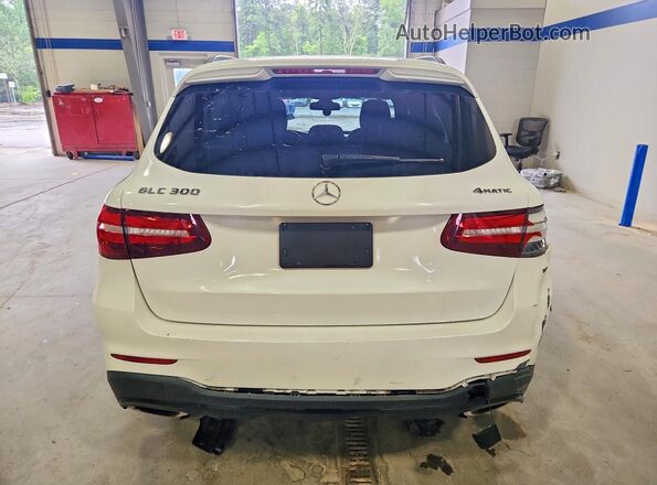 WDC0G4KB8HF238151 2017 MERCEDES-BENZ GLC-CLASS White Widok z tyłu