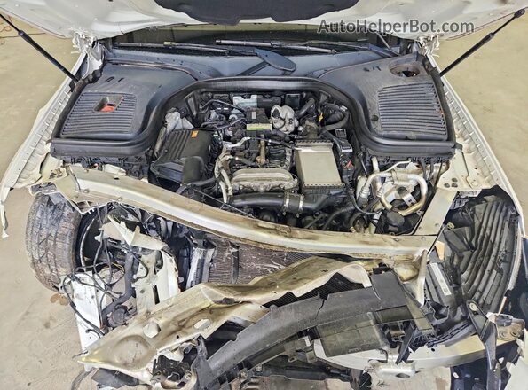 WDC0G4KB8HF238151 2017 MERCEDES-BENZ GLC-CLASS White Widok komory silnika
