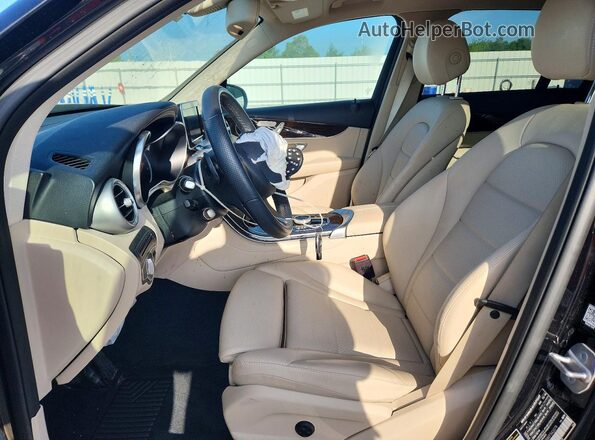 WDC0G4KB8KF543379 2019 MERCEDES-BENZ GLC-CLASS Черный Вид салона спереди
