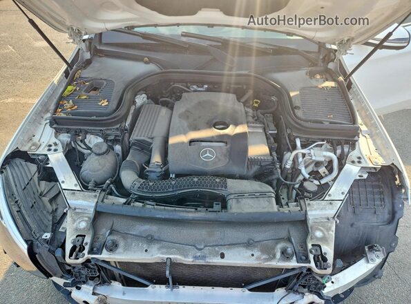 WDC0G4KB9HV007586 2017 MERCEDES-BENZ GLC-CLASS White Widok komory silnika