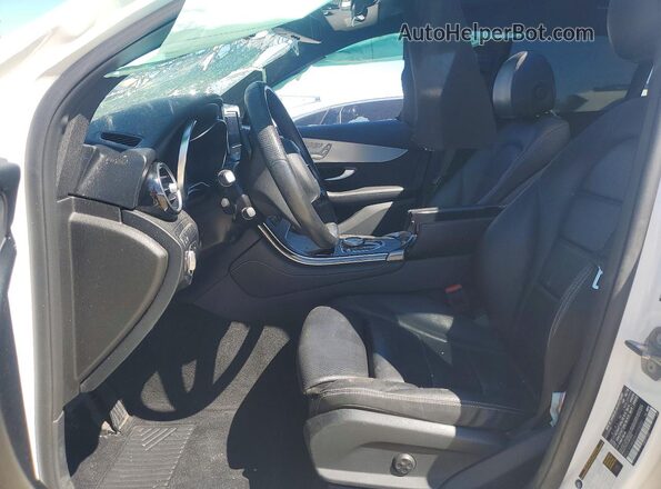 WDC0G4KBXKV123032 2019 MERCEDES-BENZ GLC-CLASS White Vista interior delantera