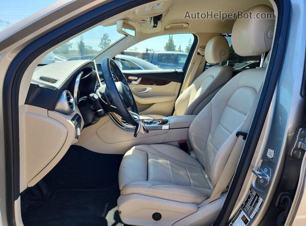WDC0G5EB3KF565663 2019 MERCEDES-BENZ GLC-CLASS Cream Widok wnętrza z przodu