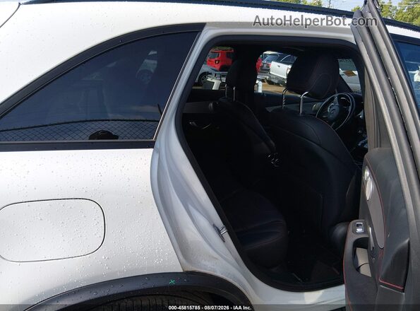 WDC0G6EB8HF176192 2017 MERCEDES-BENZ AMG GLC 43 White Widok naklejki z numerem VIN
