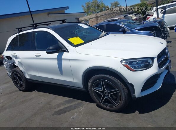 WDC0G8DB3LF737971 2020 MERCEDES-BENZ GLC 300 White Widok wnętrza 360 stopni