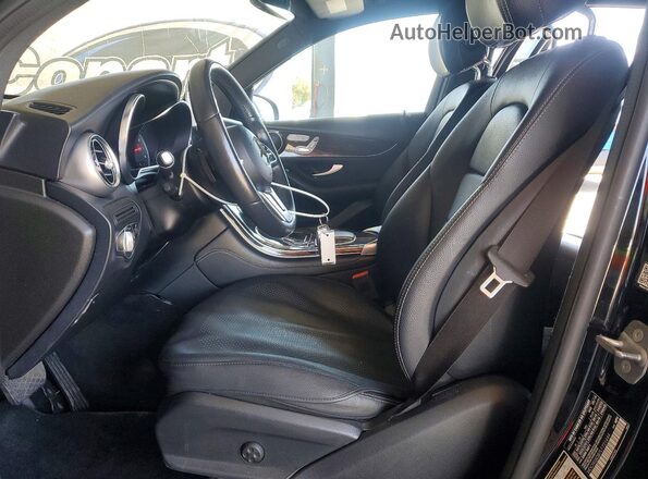 WDC0G8DB7LF721644 2020 MERCEDES-BENZ GLC-CLASS Black Front interior view