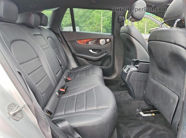 WDC0G8EB0LF675282 2020 MERCEDES-BENZ GLC-CLASS Silver Vista interior trasera
