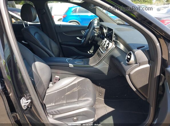 WDC0G8EB2LF688597 2020 MERCEDES-BENZ GLC 300 Black Вид салону спереду