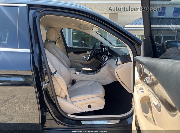 WDC0G8EB6LF745481 2020 MERCEDES-BENZ GLC 300 Black Widok wnętrza z przodu