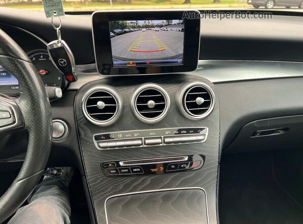 WDC0J4KB1JF380106 2018 MERCEDES-BENZ GLC-CLASS Black Instrument cluster view