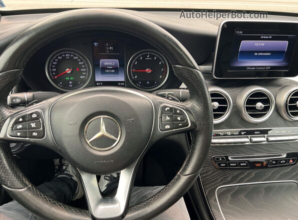 WDC0J4KB1JF380106 2018 MERCEDES-BENZ GLC-CLASS Black Front interior view