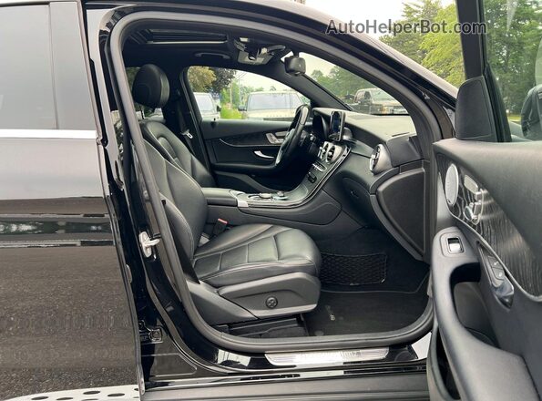 WDC0J4KB1JF380106 2018 MERCEDES-BENZ GLC-CLASS Black Front view