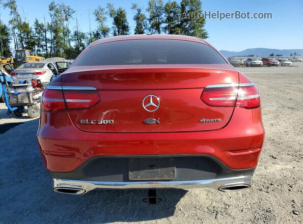 WDC0J4KB4JF301897 2018 MERCEDES-BENZ GLC-CLASS Red Widok z tyłu