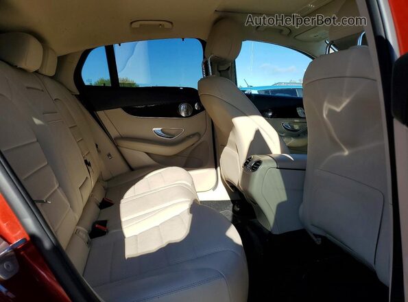 WDC0J4KB4JF301897 2018 MERCEDES-BENZ GLC-CLASS Red Widok wnętrza z tyłu