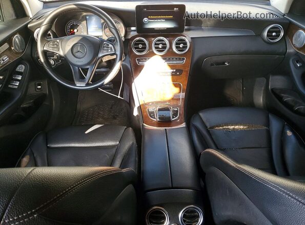 WDC0J4KB6HF222239 2017 MERCEDES-BENZ GLC-CLASS White Widok deski rozdzielczej