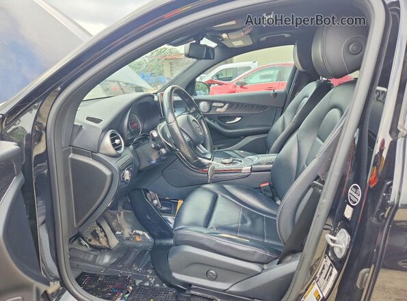 WDC0J4KB6JF379632 2018 MERCEDES-BENZ GLC-CLASS Black Widok wnętrza z przodu