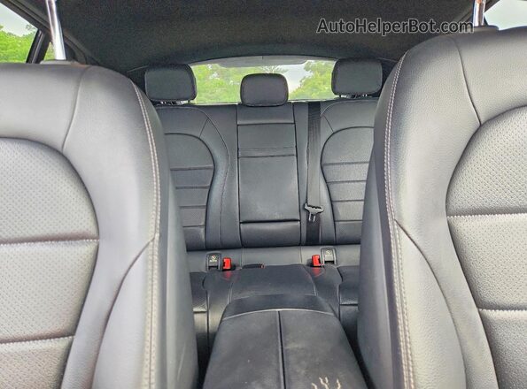 WDC0J4KB6JF379632 2018 MERCEDES-BENZ GLC-CLASS Black Widok tylnych siedzeń