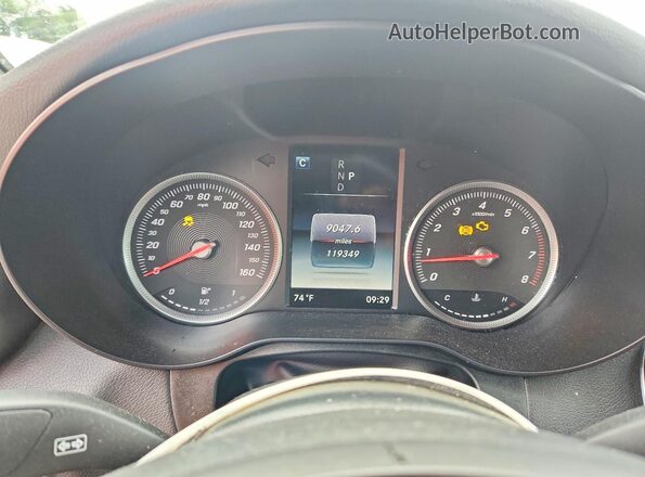 WDC0J4KB6JF379632 2018 MERCEDES-BENZ GLC-CLASS Black Widok zestawu wskaźników