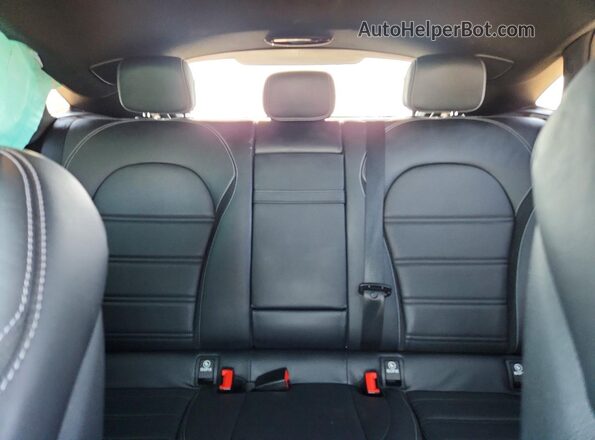 WDC0J8KB7KF484186 2019 MERCEDES-BENZ GLC-CLASS Gray Widok tylnych siedzeń