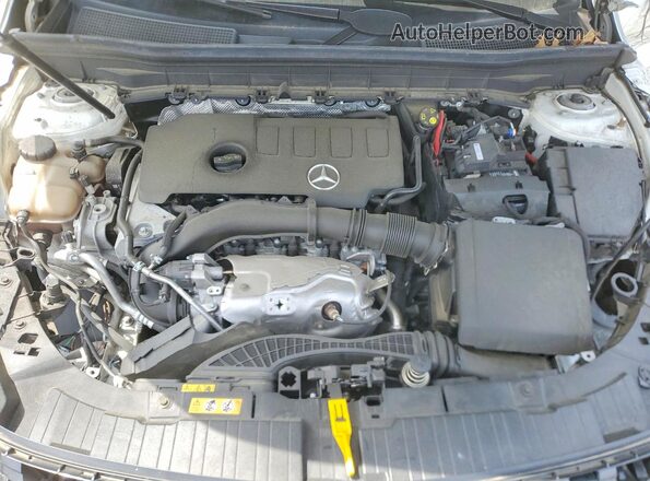 WDC4M4HB3LW009516 2020 MERCEDES-BENZ GLB-CLASS Белый Вид подкапотного пространства