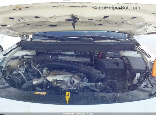 WDC4M4HB3LW011363 2020 MERCEDES-BENZ GLB-CLASS Белый Вид сзади