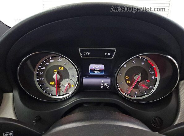 WDCTG4EB0GJ249598 2016 MERCEDES-BENZ GLA Gray Vista del cuadro de instrumentos