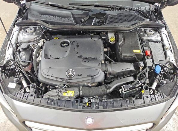 WDCTG4EB0GJ249598 2016 MERCEDES-BENZ GLA Gray Vista del compartimento del motor