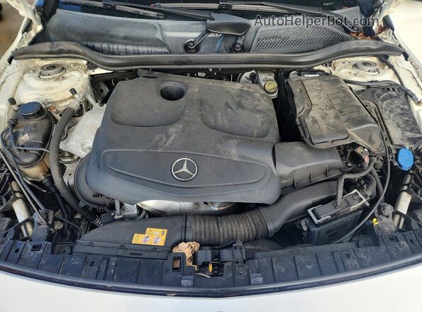 WDCTG4EB0JJ415741 2018 MERCEDES-BENZ GLA Белый Вид подкапотного пространства
