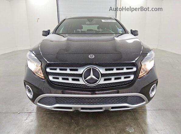 WDCTG4EB1LJ664956 2020 MERCEDES-BENZ GLA Черный Вид спереди
