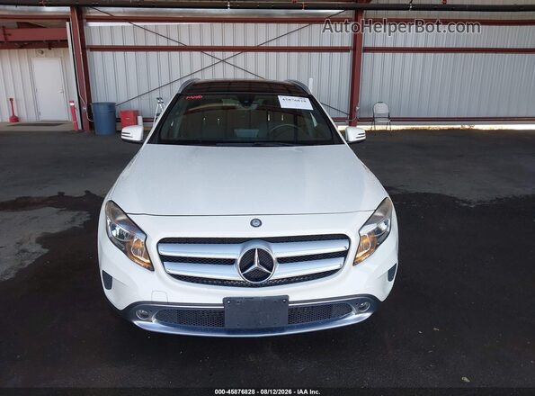 WDCTG4EB2HJ348375 2017 MERCEDES-BENZ GLA 250 White ხელსაწყოთა პანელის ხედი